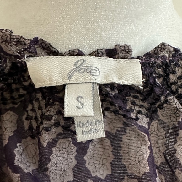 Joie Top - Picture 5 of 5
